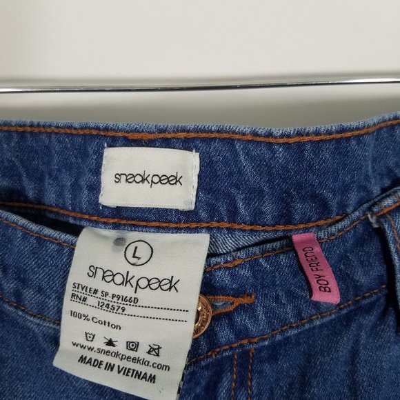 Sneak Peek Boy Friend Distressed Jeans Size L - Picture 3 of 6